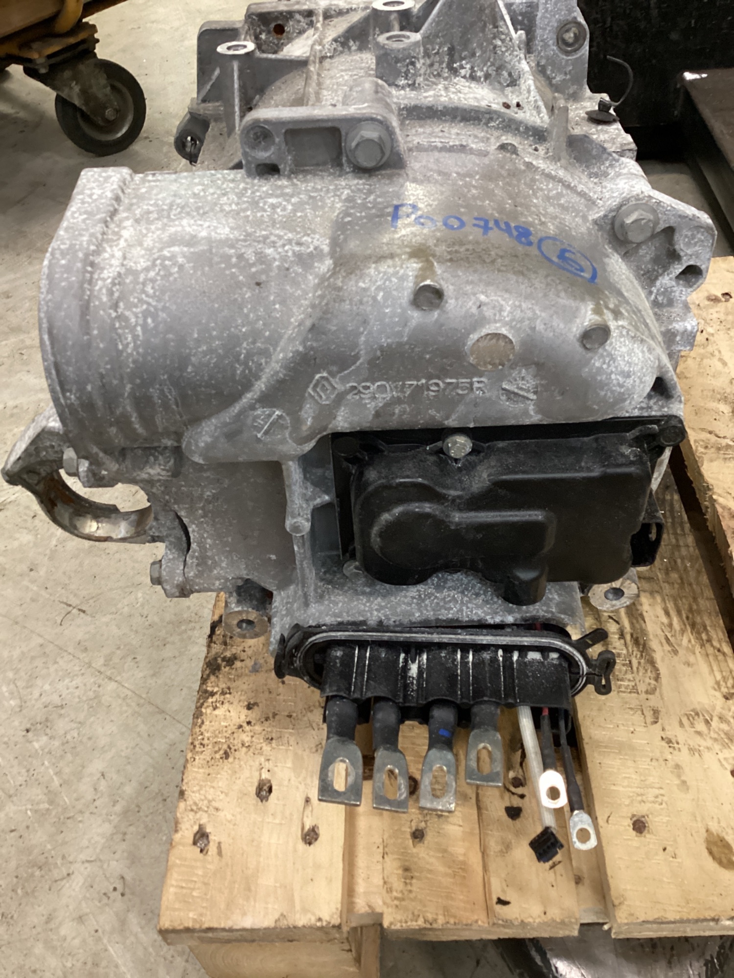 【ffry】 zoe Renault ZOE - Silnik elektryczny/Napęd elektryczny ZOE