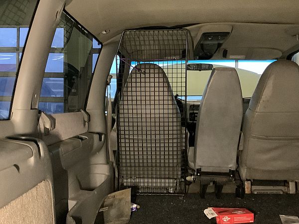 Varerums-adskillelse CHEVROLET ASTRO Bus