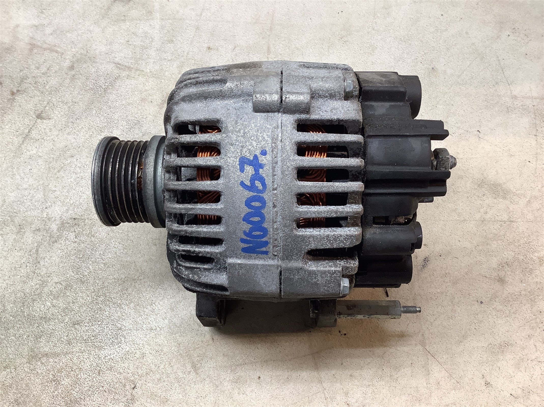 VW CRAFTER 30-50 Box (2E_) Alternator TG11C067, 28-5930