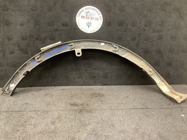 Wing arch moulding SUZUKI IGNIS II (MH)