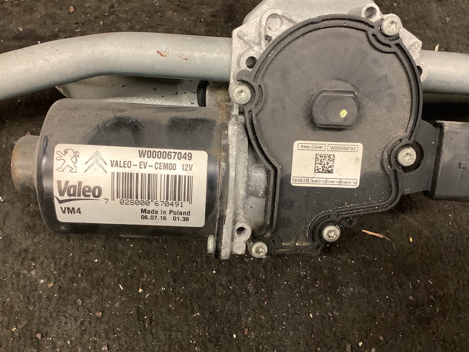 98-084-652-80 : Silnik wycieraczek przednich a Wycieraczki