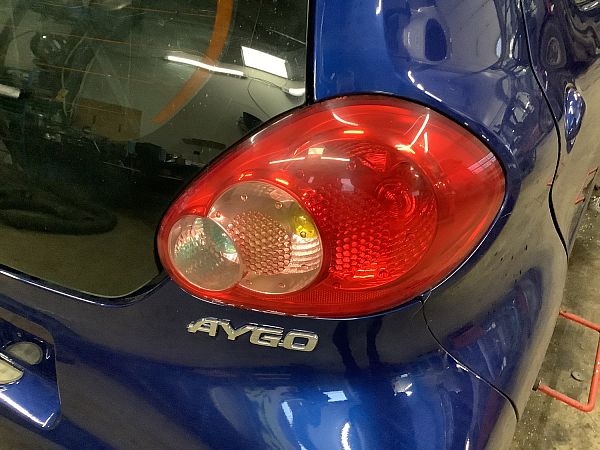 Rear light TOYOTA AYGO (_B1_)