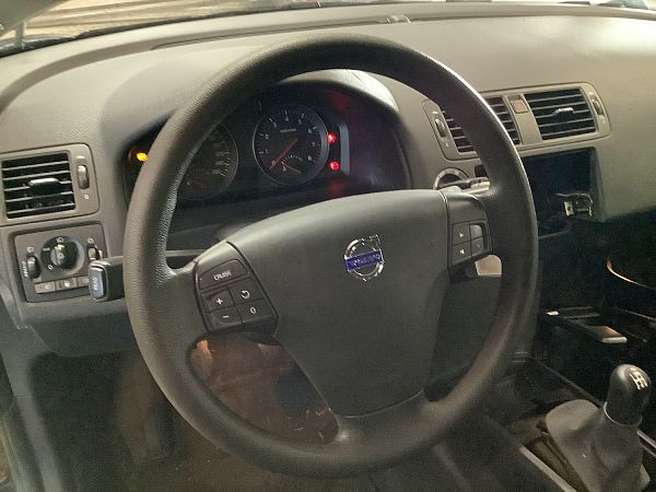 Rat (airbag medfølger ikke) VOLVO V50 (545)