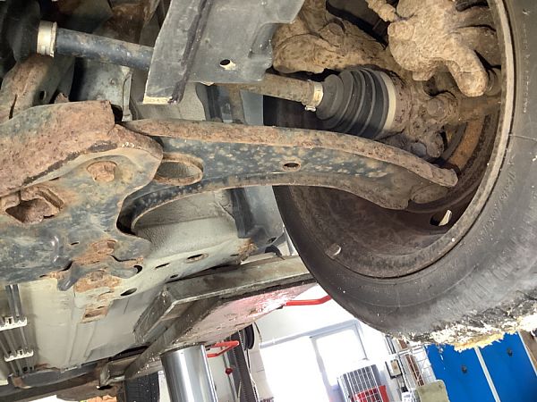 Bærearm forrest nederst NISSAN MICRA IV (K13_)