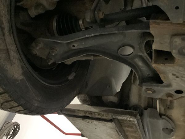Bærearm forrest nederst SKODA CITIGO