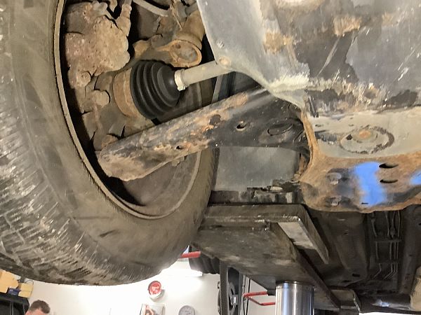 Bærearm forrest nederst OPEL ADAM (M13)