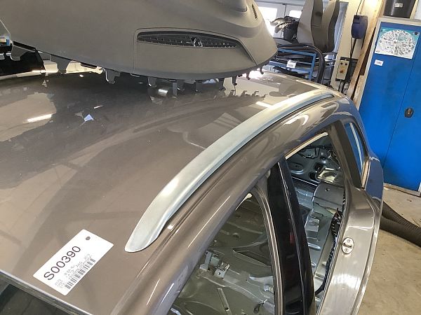 Roof shackle SEAT IBIZA Mk IV ST (6J8, 6P8)
