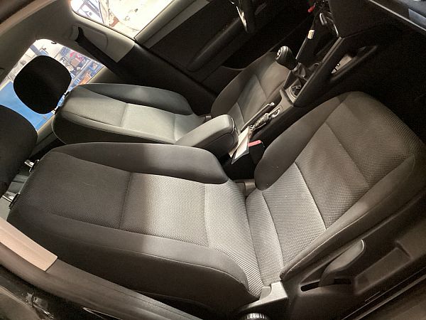 sièges avant 4 portes AUDI A3 Sportback (8PA)