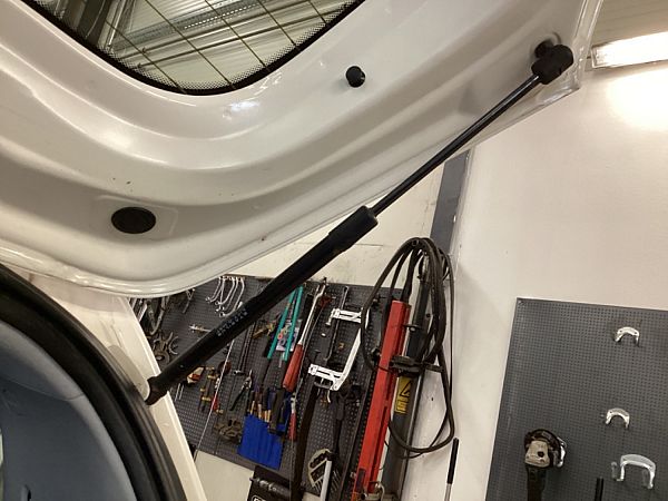 Dämpfer Heckklappe HYUNDAI i20 I (PB, PBT)