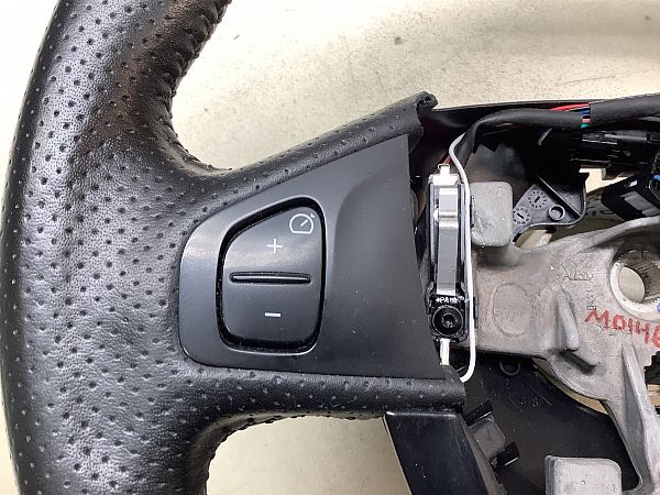 Steering wheel - airbag type (airbag not included) RENAULT ZOE (BFM_)