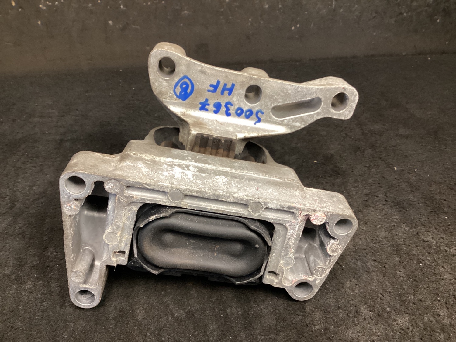 VW POLO (6R1, 6C1) Motorrubber / Motorsteun 6C0 199 262 A - Autoparts24