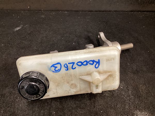 Brake - Master cylinder OPEL VIVARO A Platform/Chassis (X83)
