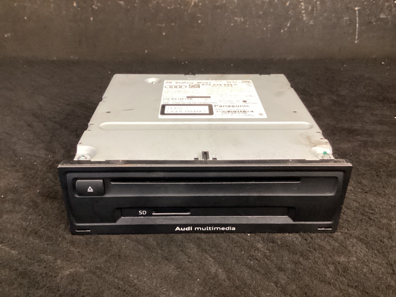 8V0-035-840-C : Navigation/parts and Audio - Autoparts24