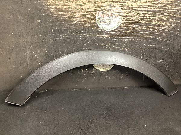 Wheel arch trim