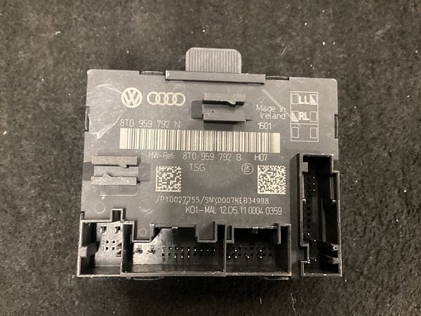 Comfort Control Module AUDI A5 Sportback (8TA)