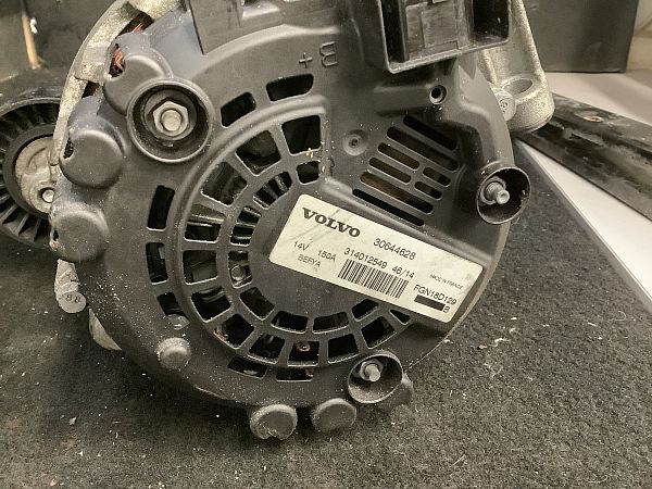 Generator VOLVO V60 I (155, 157)
