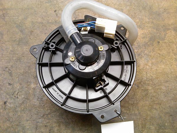 Kachel Ventilatiemotor / aanjager MAZDA 323 S Mk V (BA)