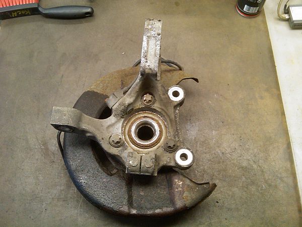 Spindel for SAAB 9-5 Estate (YS3E)