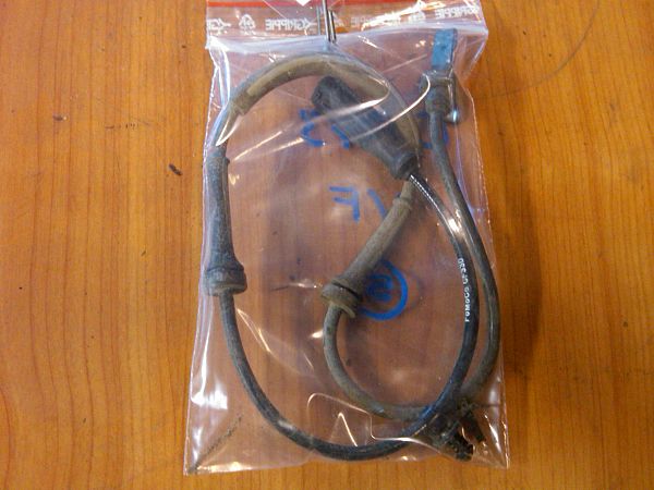 ABS Sensor FORD FIESTA VI (CB1, CCN)