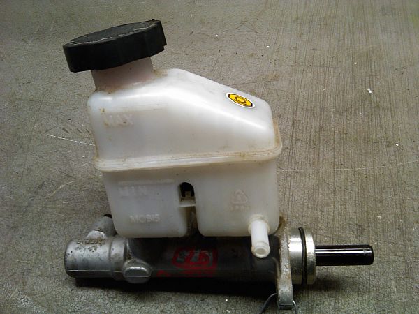 Brake - Master cylinder KIA PRO CEE'D (ED)