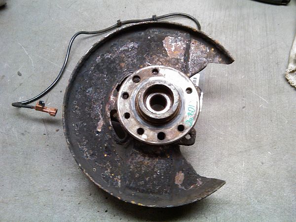 Spindel for SAAB 9-5 Estate (YS3E)