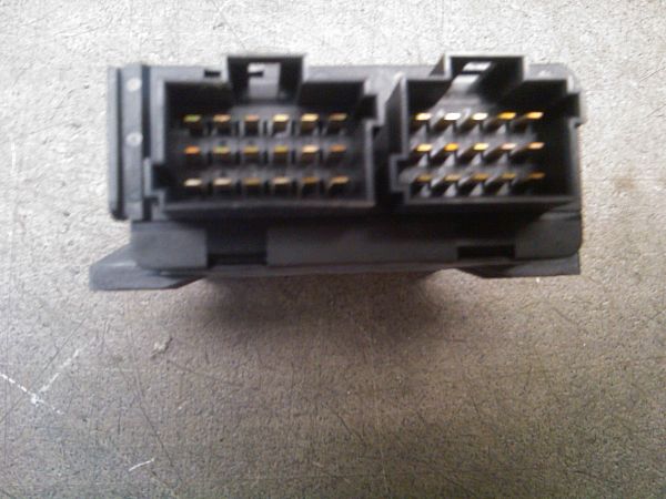 Central locking control unit MERCEDES-BENZ SPRINTER 2-t Box (901, 902)