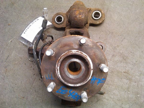 Spindel for NISSAN PRIMERA Estate (WP12)