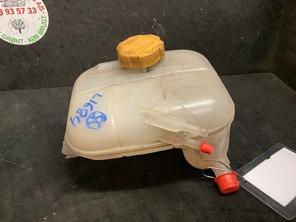 Coolant expansion tank