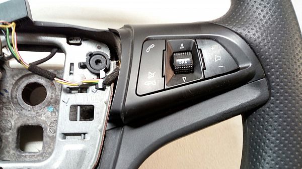 Volant (Airbag pas inclus) CHEVROLET AVEO Hatchback (T300)
