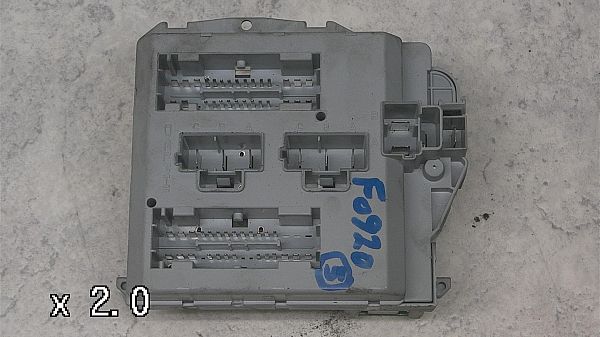 Sicherungskasten IVECO DAILY IV Platform/Chassis