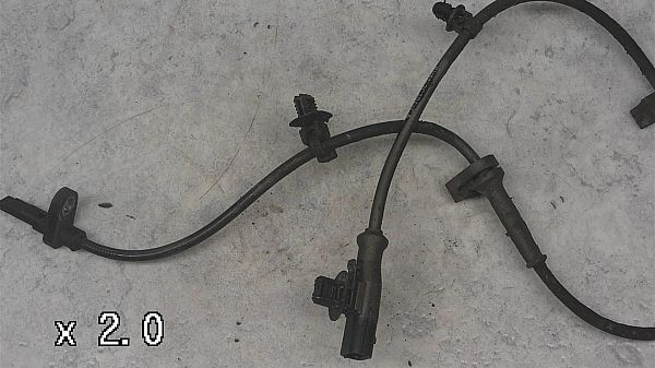 ABS Sensor FORD FIESTA VI (CB1, CCN)