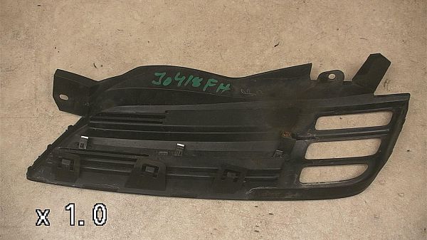 Grill / gitter NISSAN MICRA III (K12)
