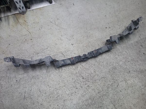 Front bumper - untreated LAND ROVER RANGE ROVER Mk III (L322)