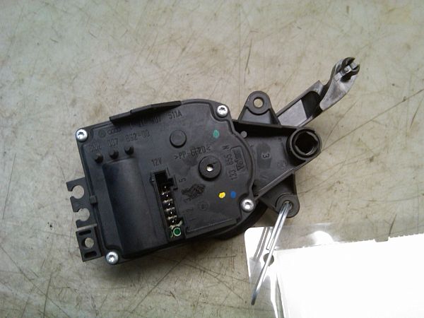 Heater Vent Flap Control Motor SKODA OCTAVIA I Combi (1U5)