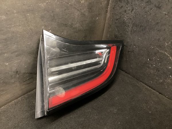 Baglygte TESLA MODEL Y (5YJY)