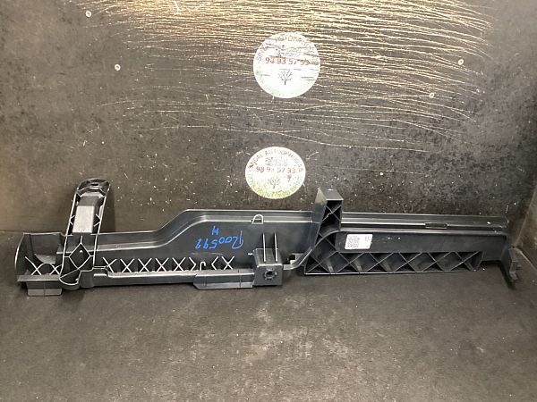 couvercle de roue de secours VOLVO C40