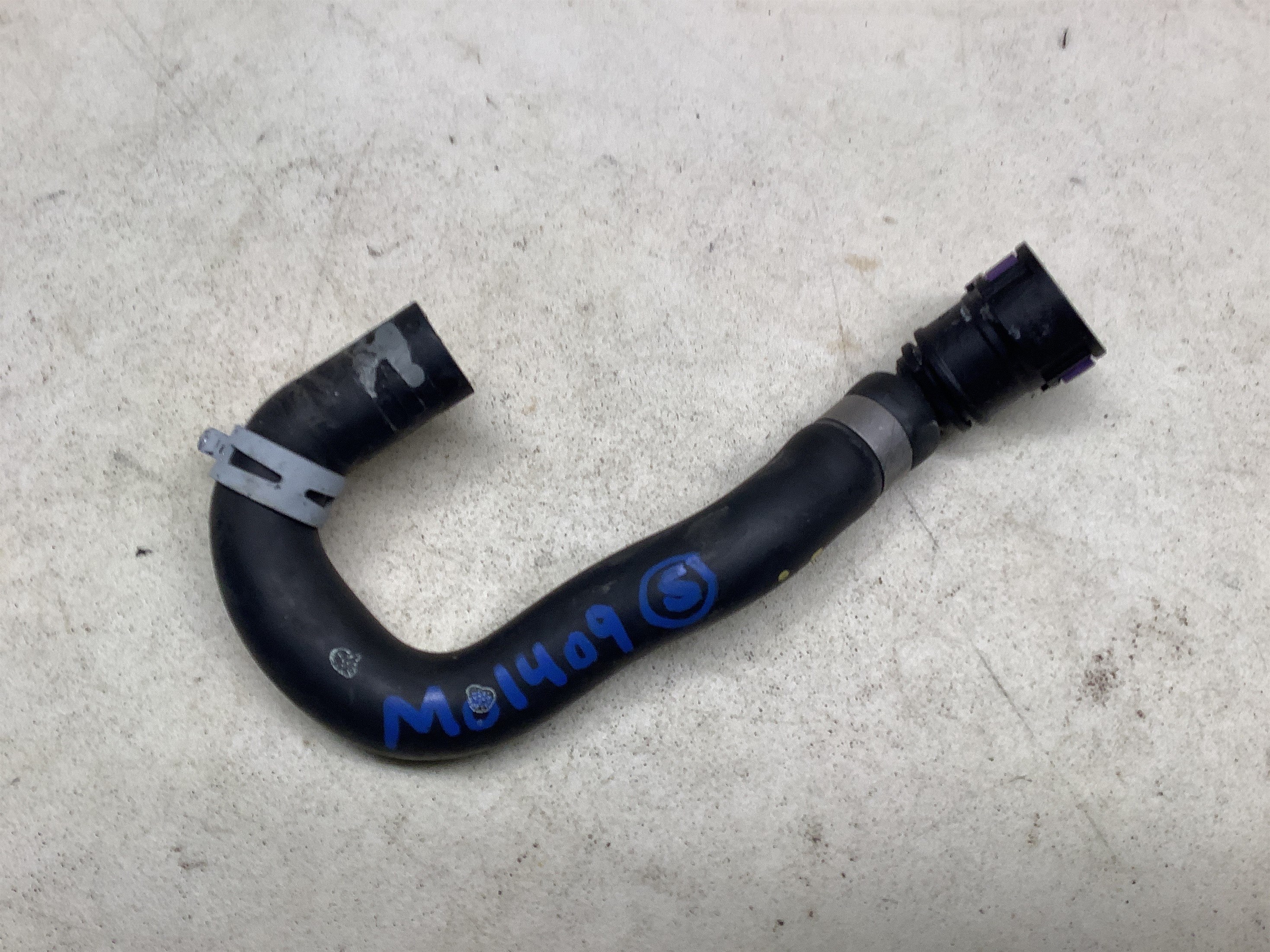 有水 Kawasaki 94-97 ZX900 91-2000 ZX750 Ninja P/N 49044-1069