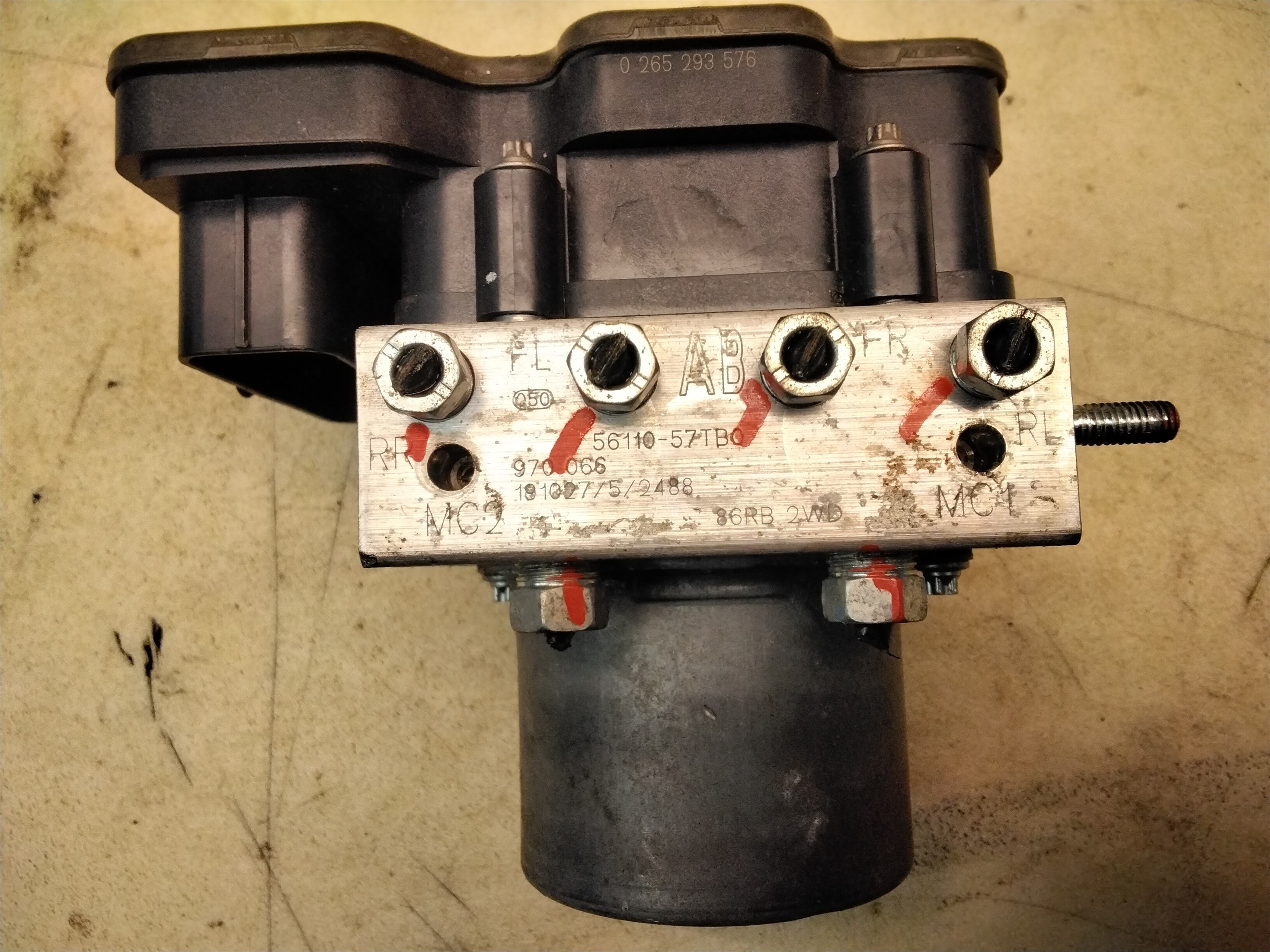 Suzuki SX4 S-CROSS (JY) ABS - pump 2265106455 - Autoparts24