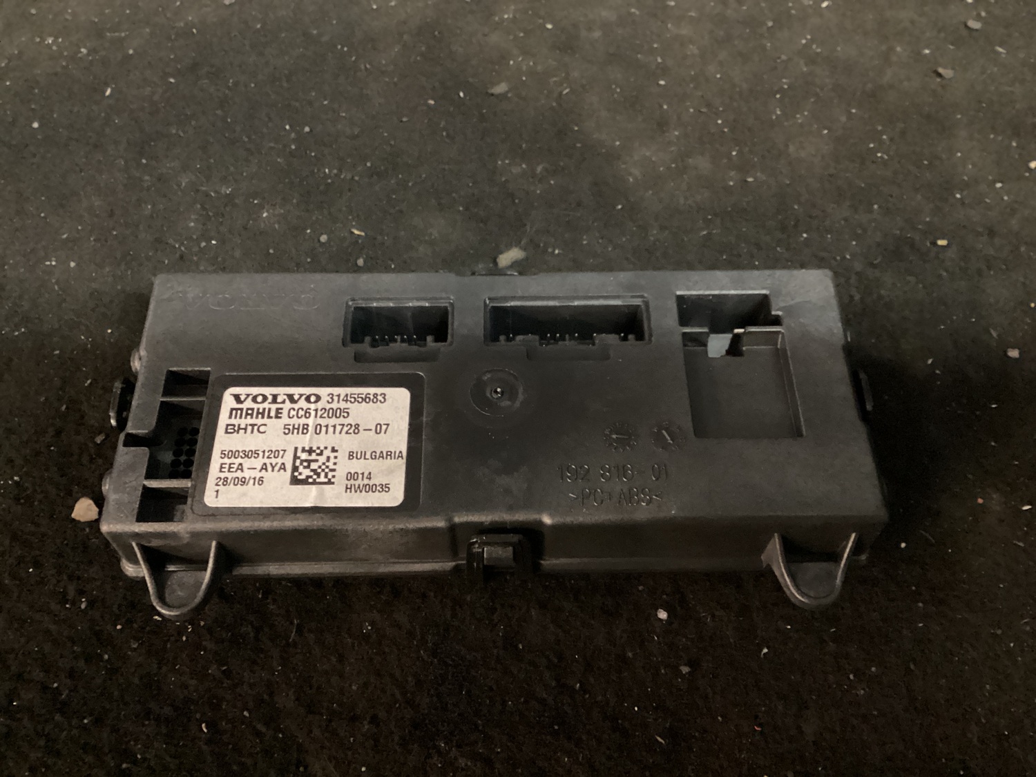 31455683 Volvo V90 II Cross Country (236) Diverse relais 31455683 - Autoparts24