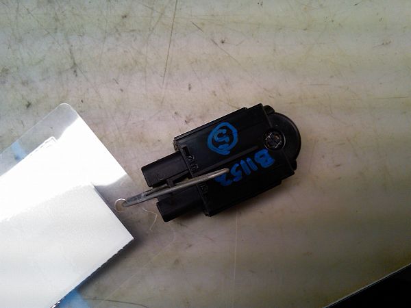 Kontakt - lygtejustering TOYOTA YARIS/VITZ (_P1_)