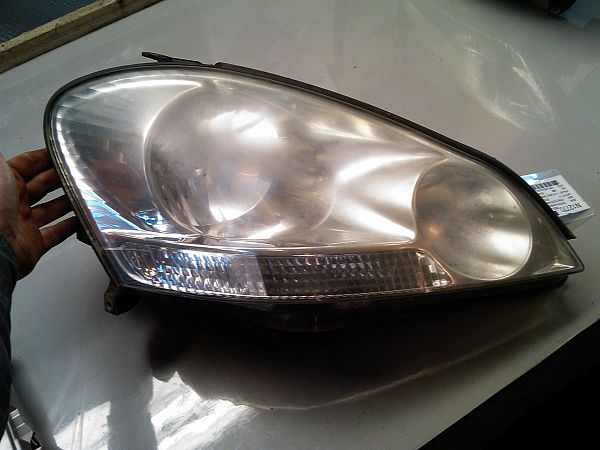 Front light TOYOTA AVENSIS VERSO (_M2_)