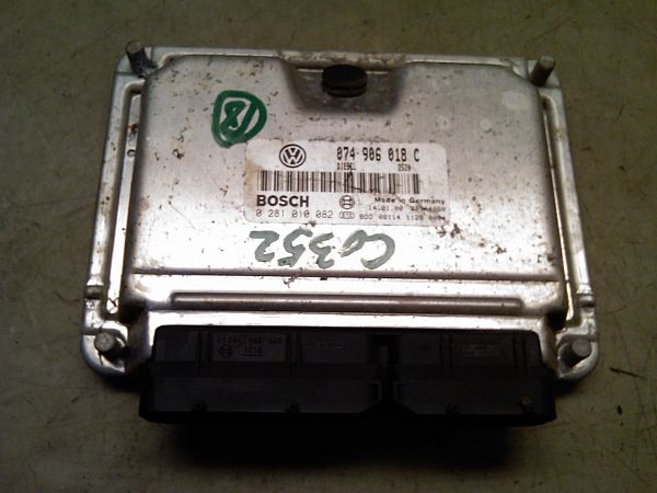 Engine control unit (ECU) VW TRANSPORTER Mk IV Box (70A, 70H, 7DA, 7DH)
