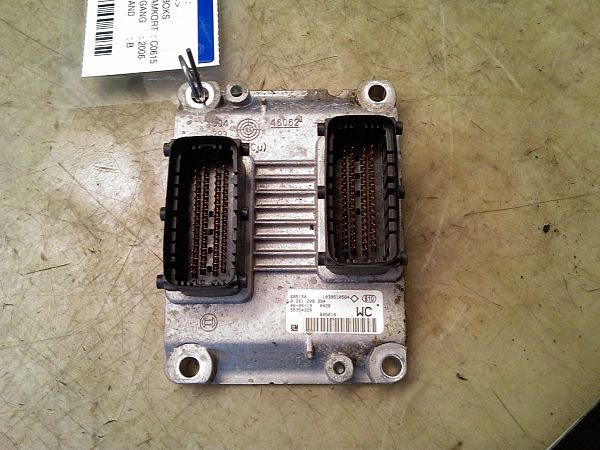 Motorsteuergerät (ECU) OPEL TIGRA TwinTop (X04)