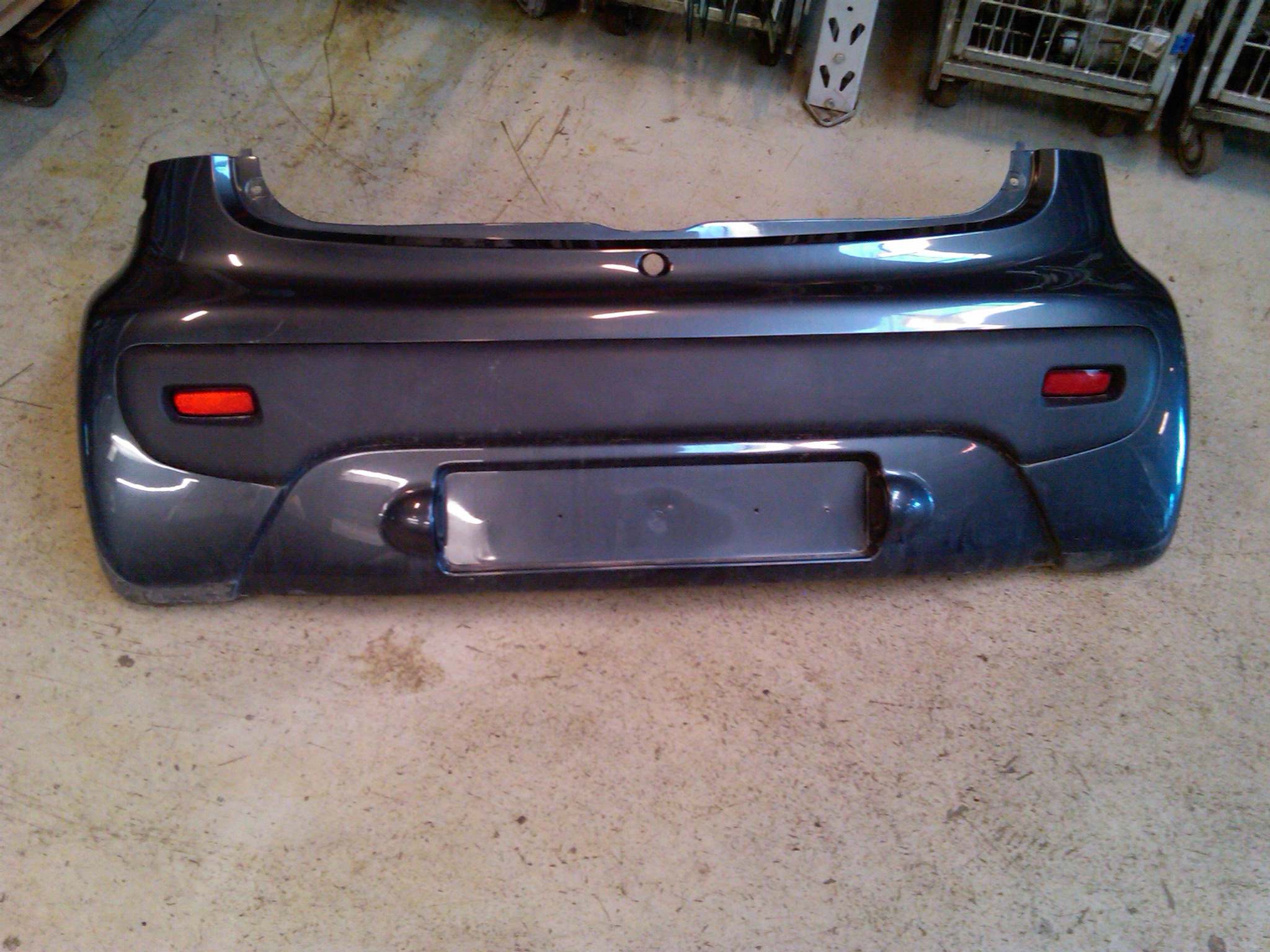 Pare-choc Arrière Pour Citroën C1 I / Peugeot 107 (jusqu'à 2014) - Occasion Bon État