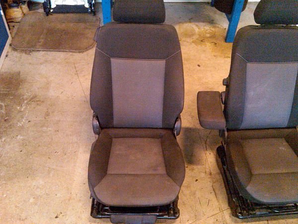 Front seats - 4 doors OPEL ZAFIRA / ZAFIRA FAMILY B (A05)