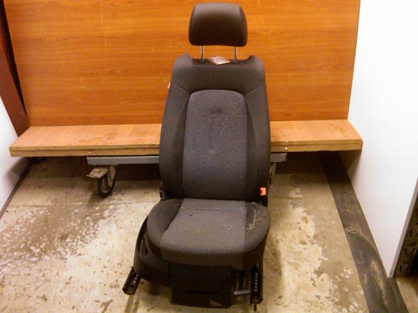 Fotele przednie – 4 drzwi SEAT ALTEA (5P1)