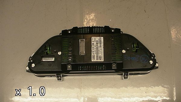 Instrumentbræt AUDI A6 (4F2, C6)