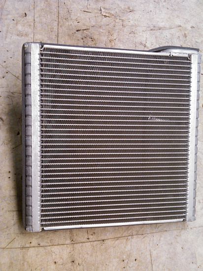 Radiator - air internal RENAULT MASTER III Box (FV)