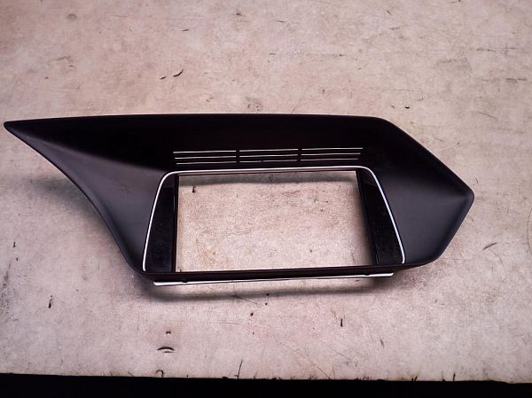 Instrument - forplade MERCEDES-BENZ E-CLASS (W212)