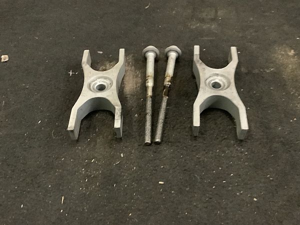 Fuel injector clamp holder
